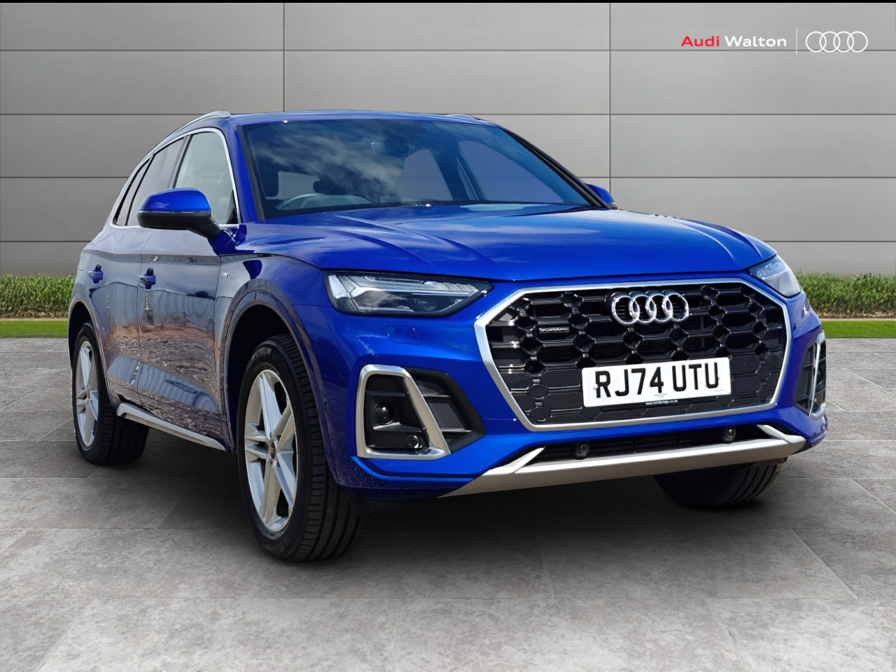 Main listing image - Audi Q5