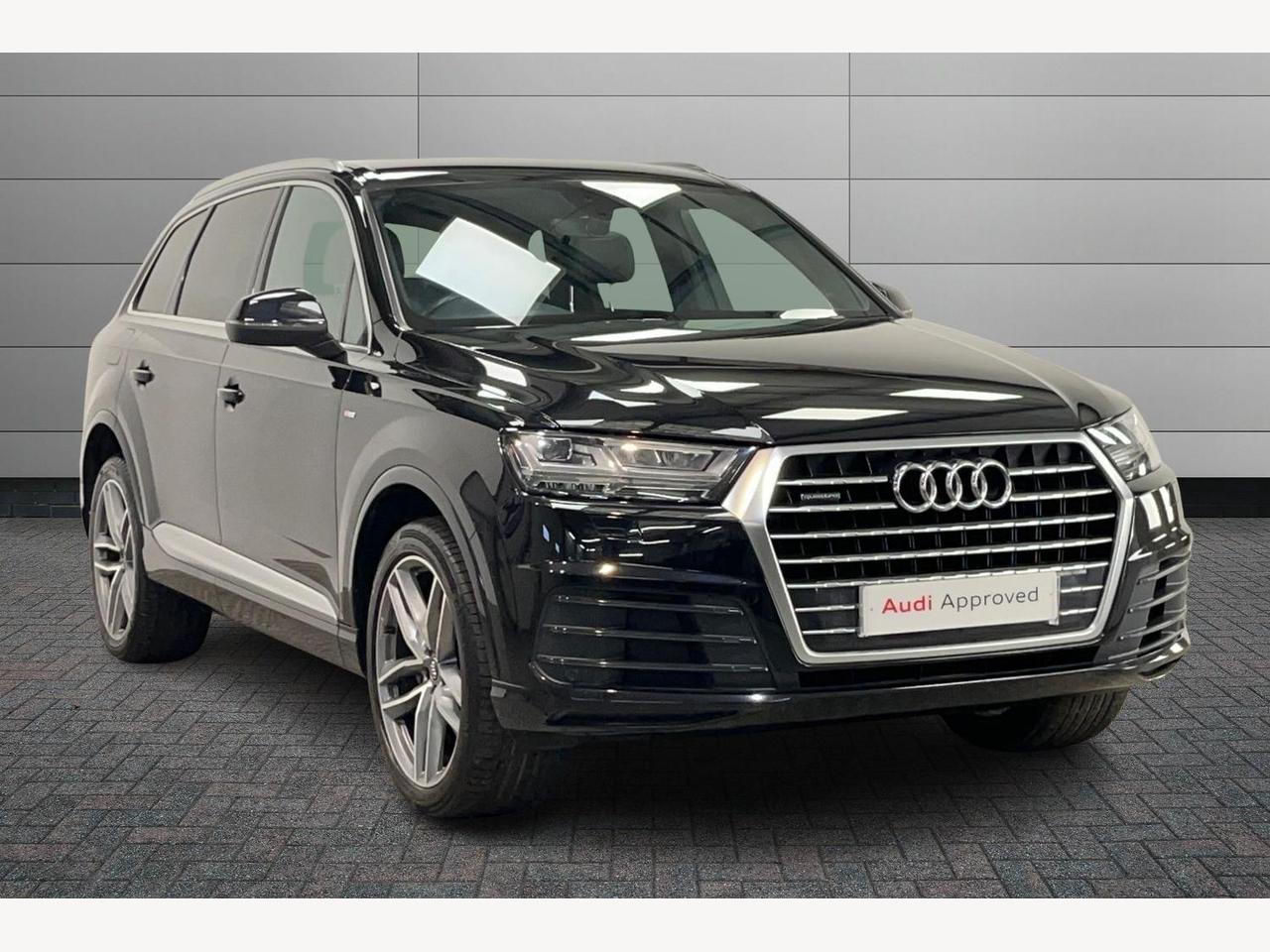 Main listing image - Audi Q7