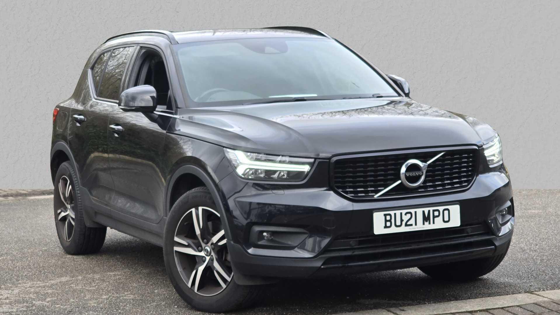 Main listing image - Volvo XC40