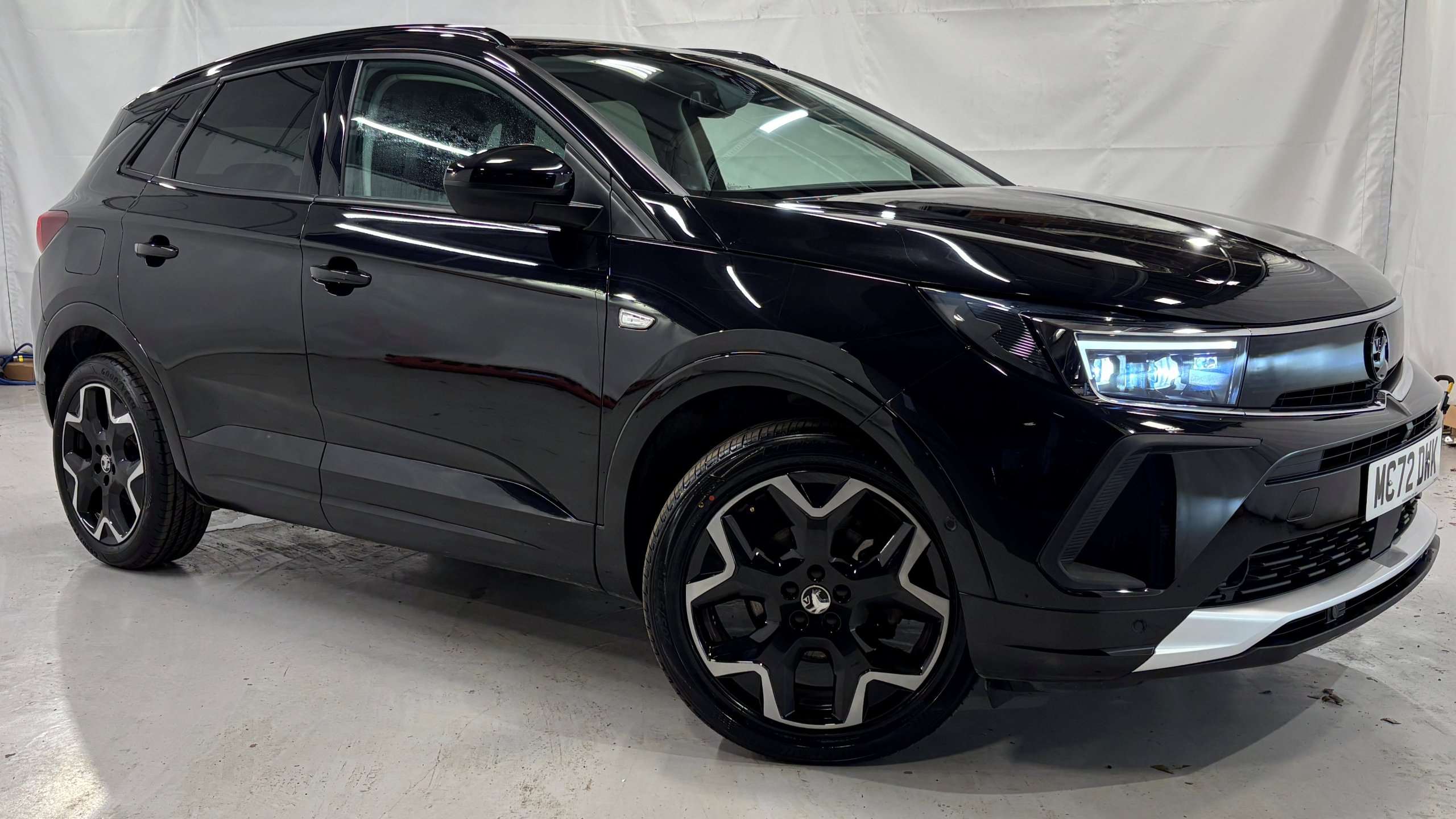 Main listing image - Vauxhall Grandland