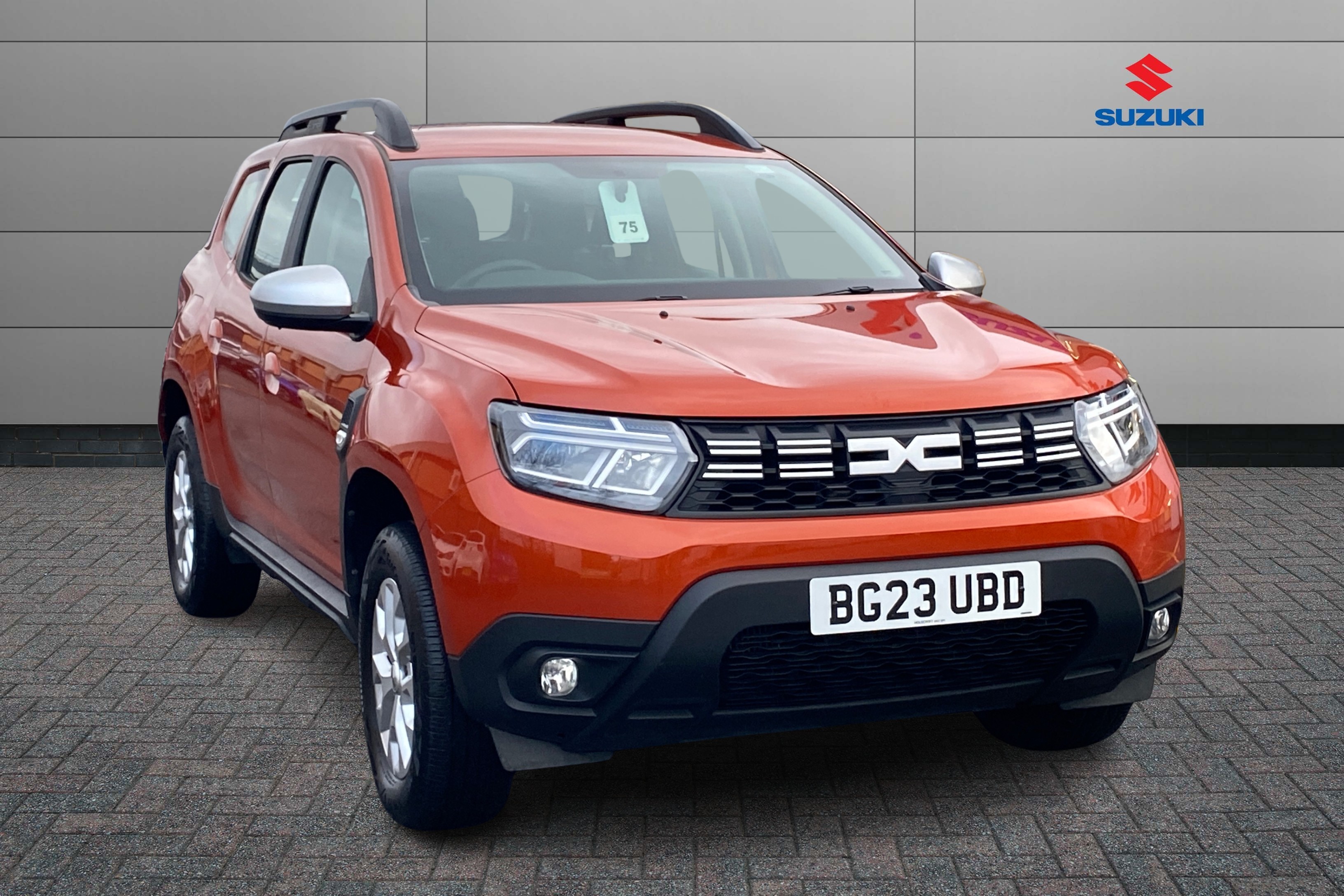 Main listing image - Dacia Duster
