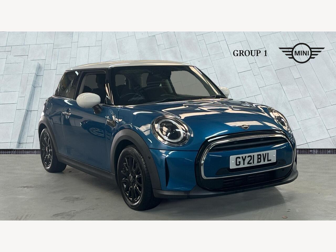 Main listing image - MINI Hatchback