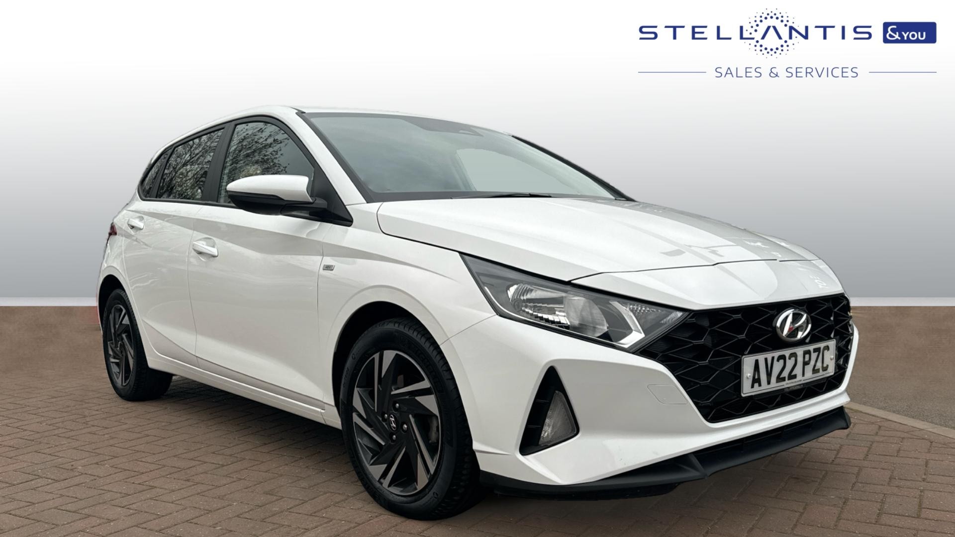 Main listing image - Hyundai i20