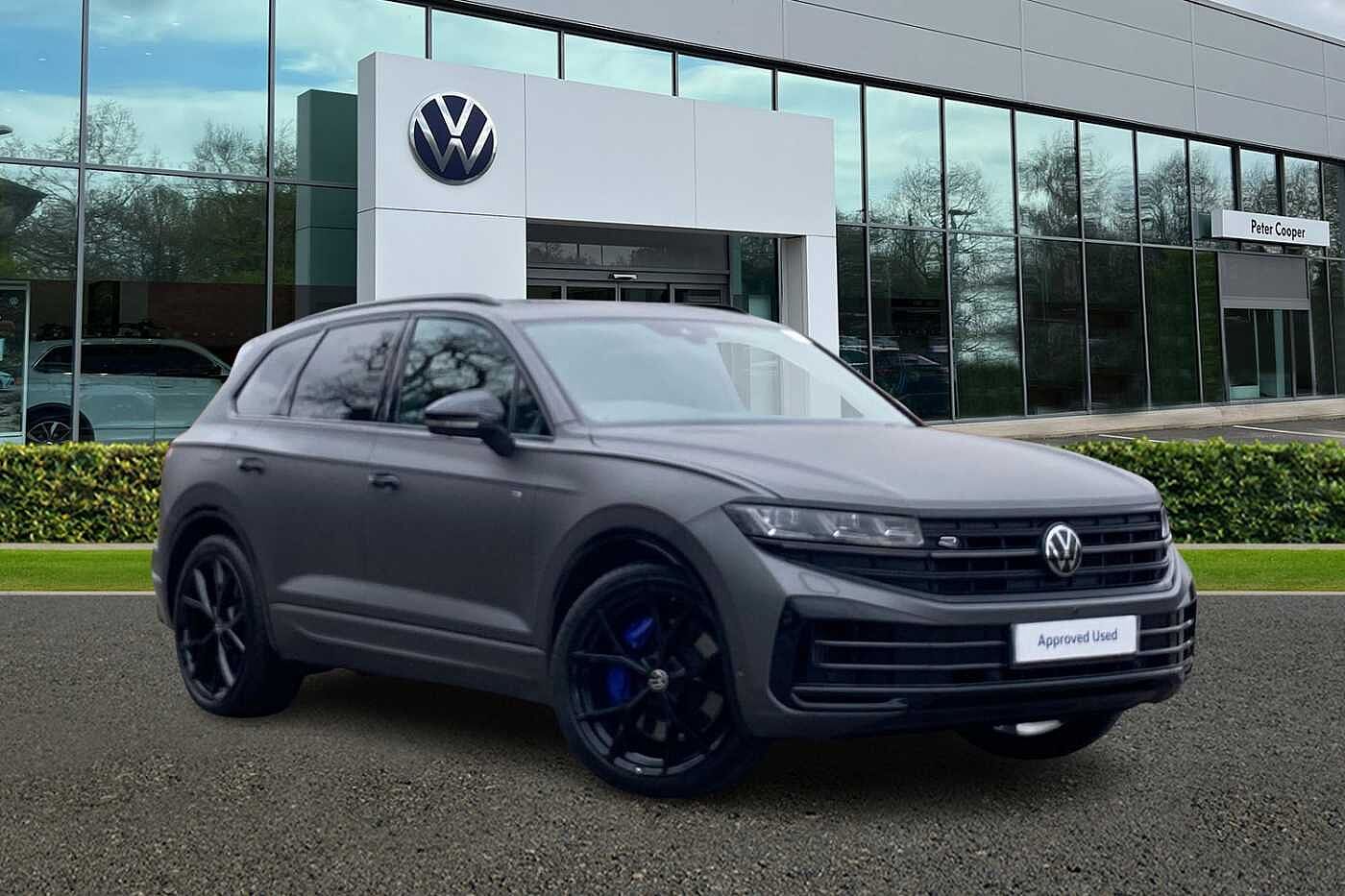 Main listing image - Volkswagen Touareg