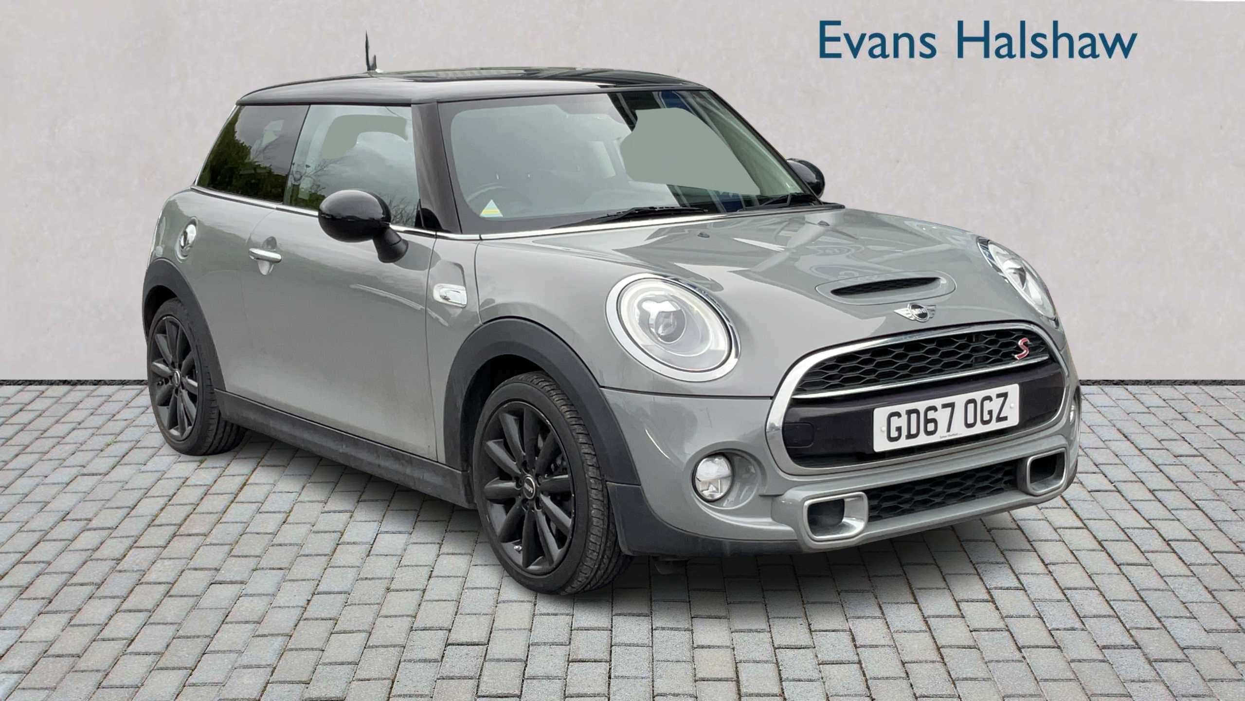 Main listing image - MINI Hatchback