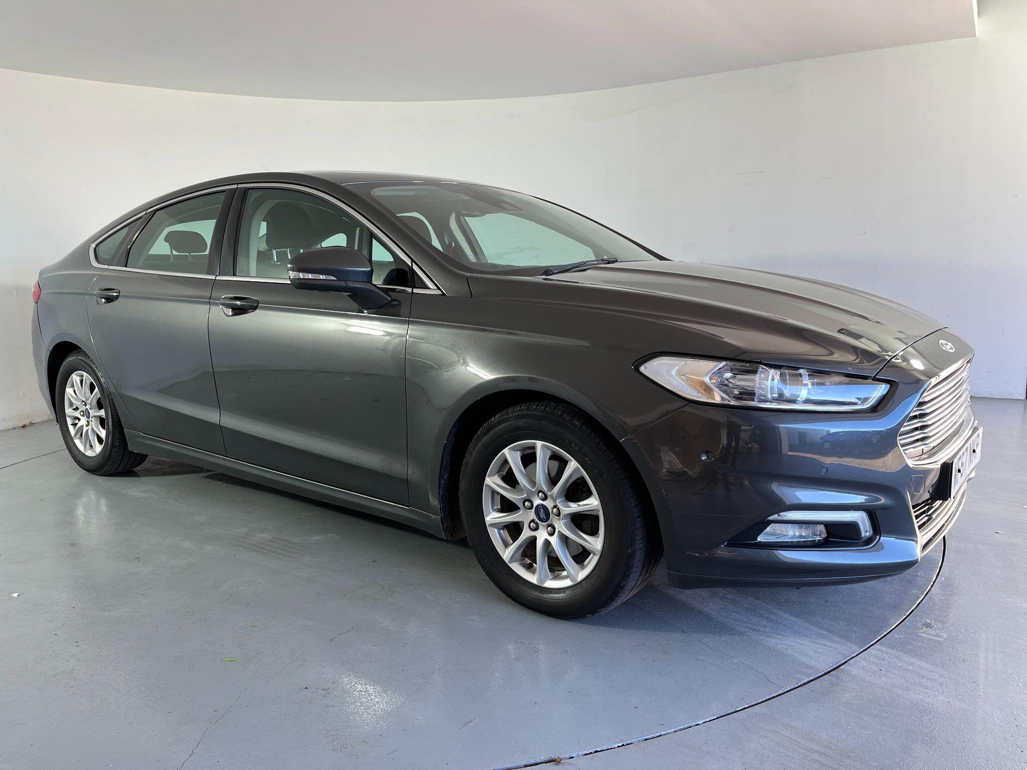 Main listing image - Ford Mondeo