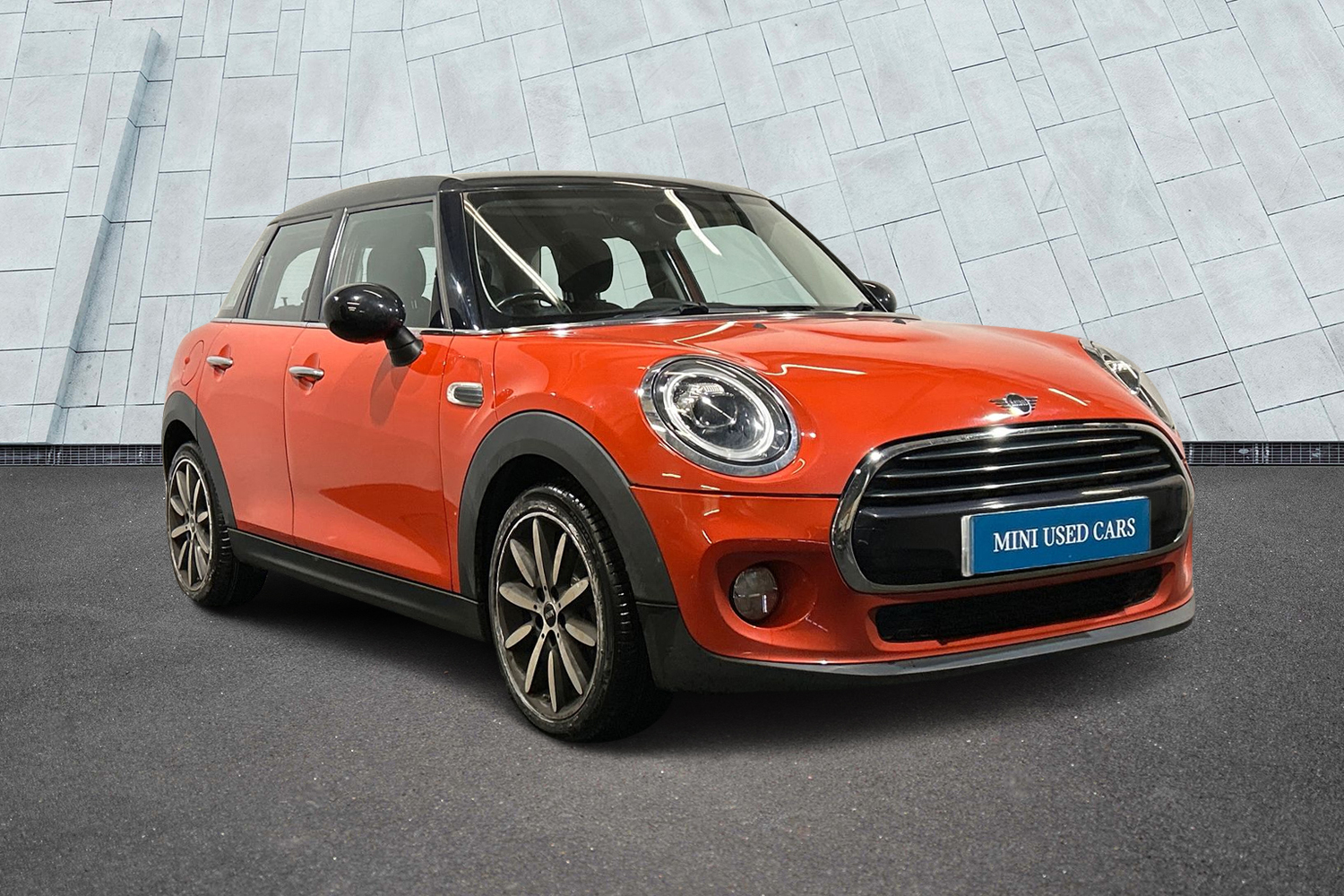 Main listing image - MINI Hatchback