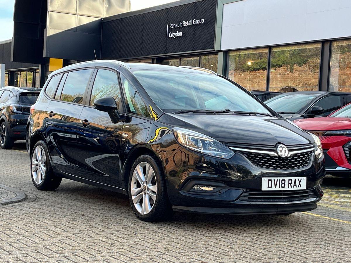 Main listing image - Vauxhall Zafira