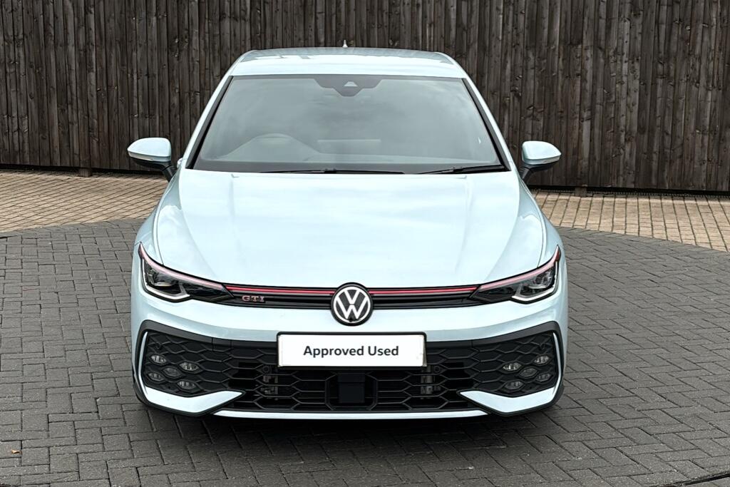 Main listing image - Volkswagen Golf GTI