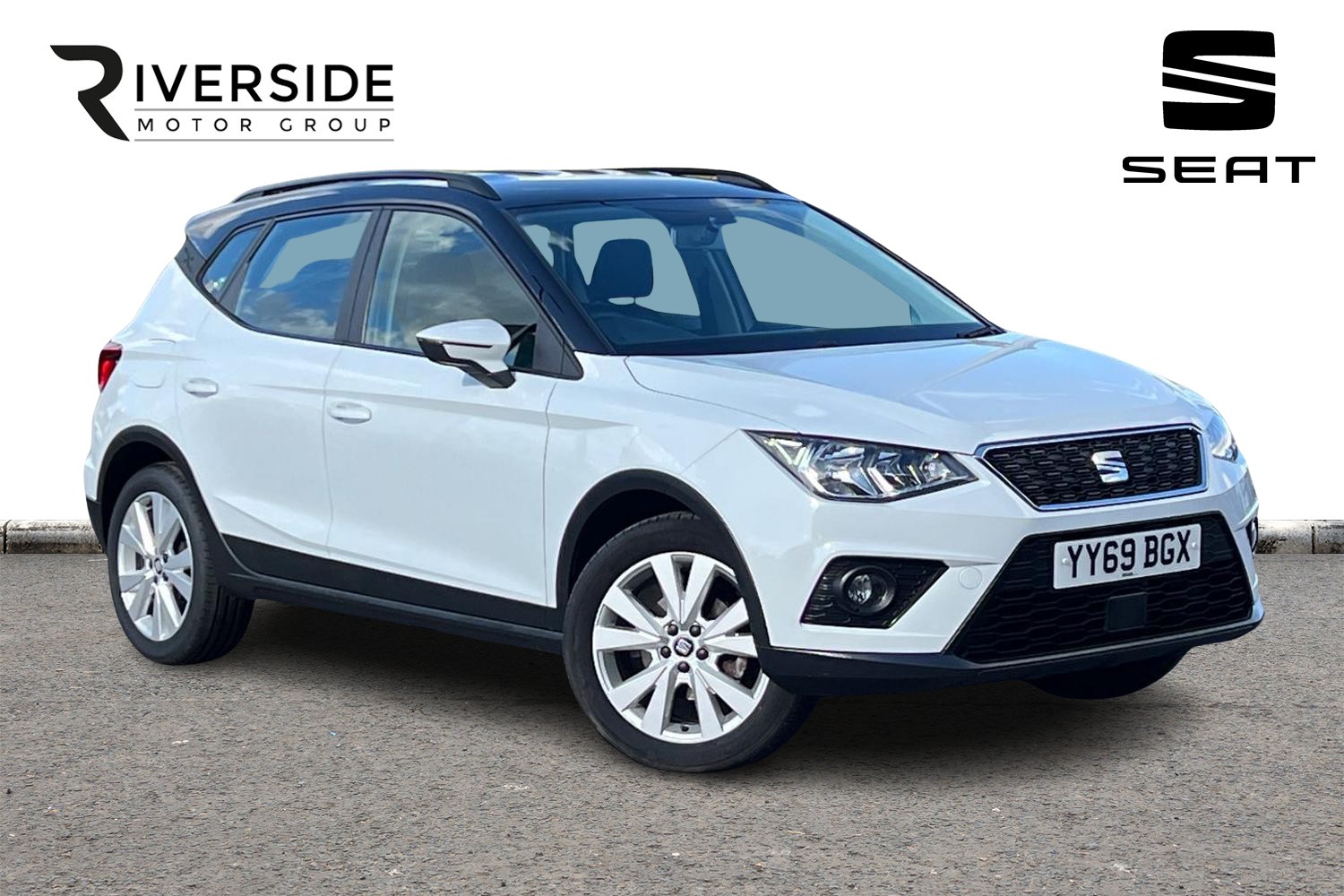Main listing image - SEAT Arona