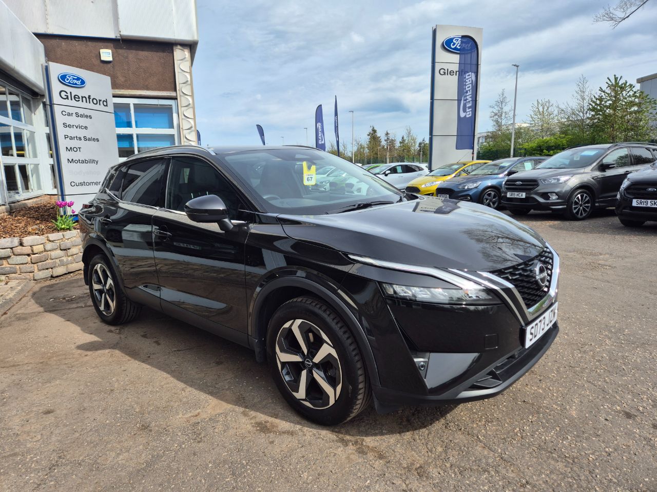 Main listing image - Nissan Qashqai
