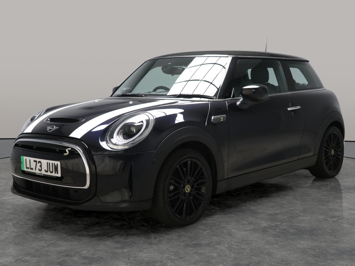 Main listing image - MINI Electric