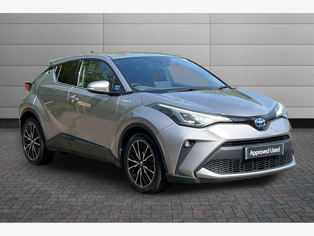 Main listing image - Toyota C-HR