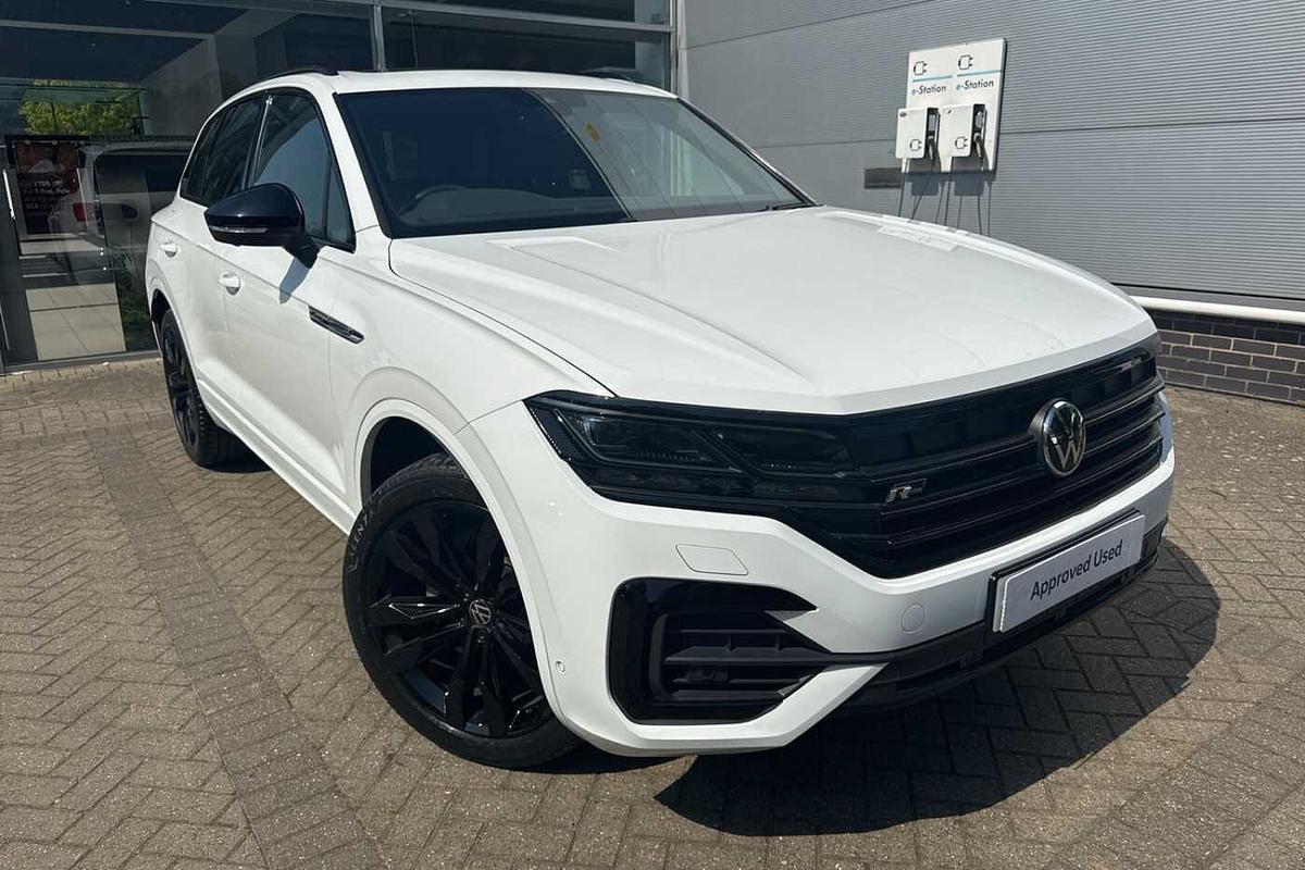 Main listing image - Volkswagen Touareg