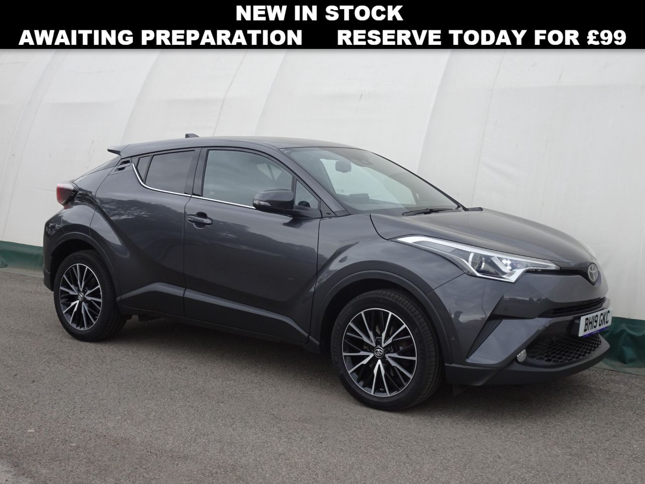 Main listing image - Toyota C-HR