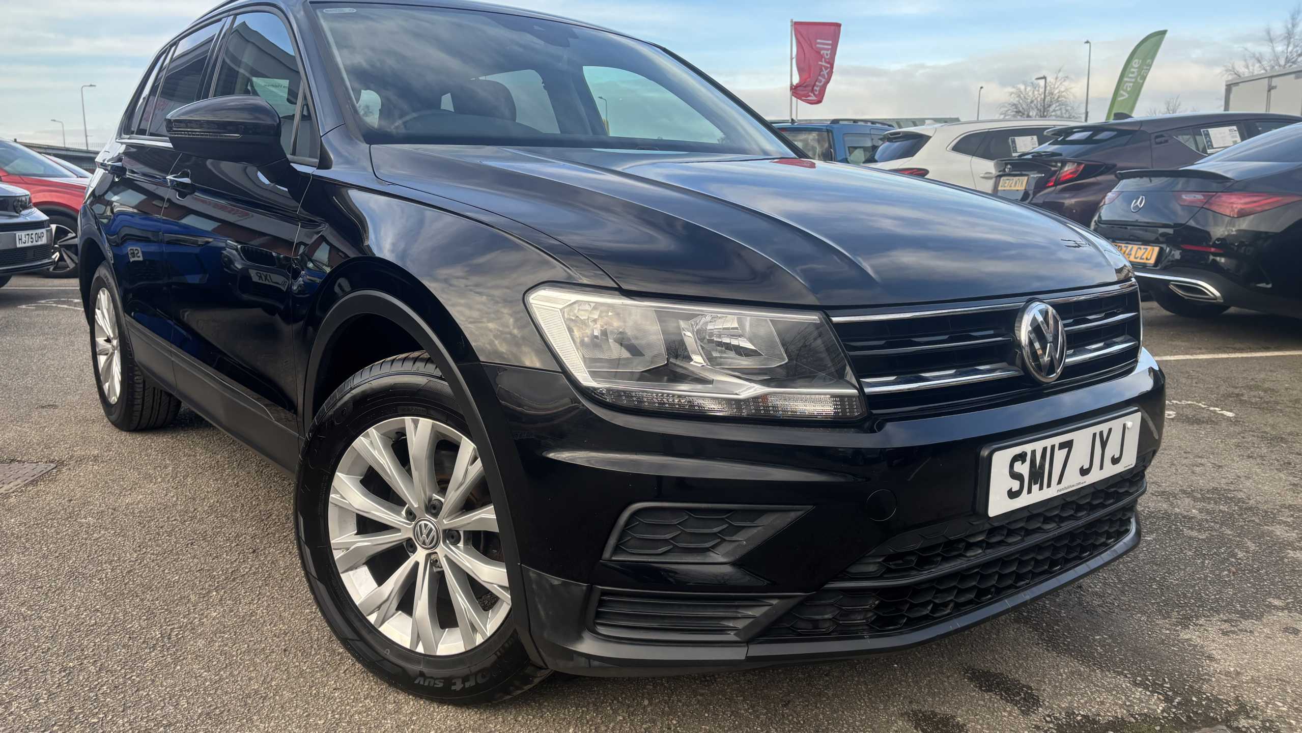 Main listing image - Volkswagen Tiguan