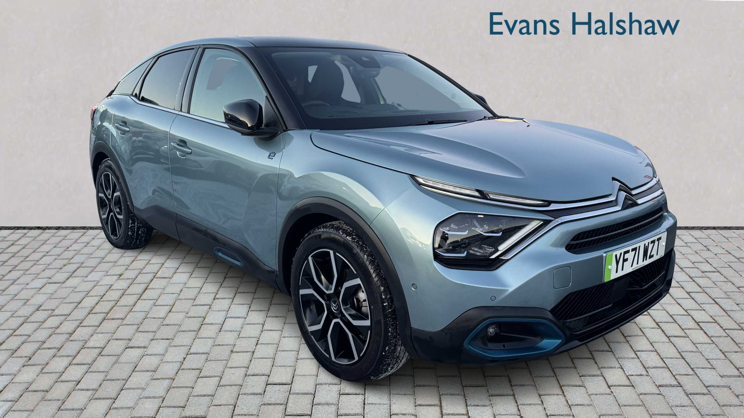 Main listing image - Citroen C4