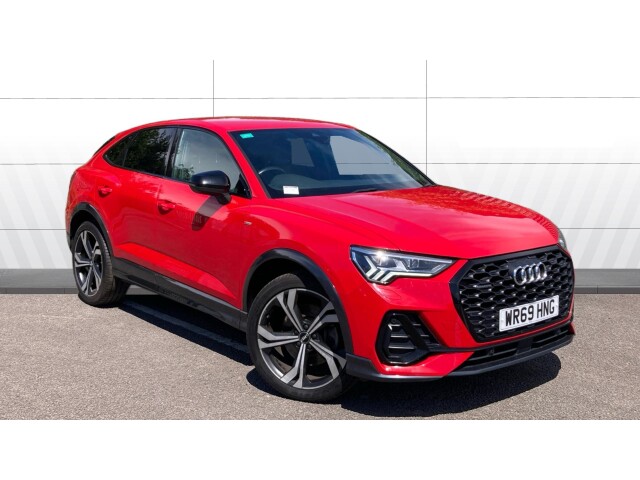 Main listing image - Audi Q3