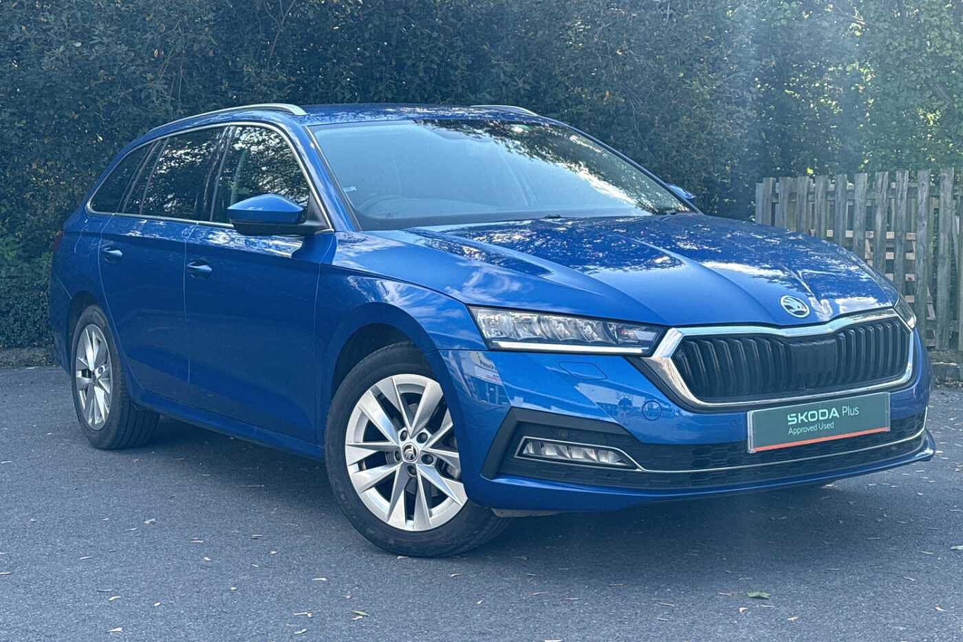 Main listing image - Skoda Octavia Estate