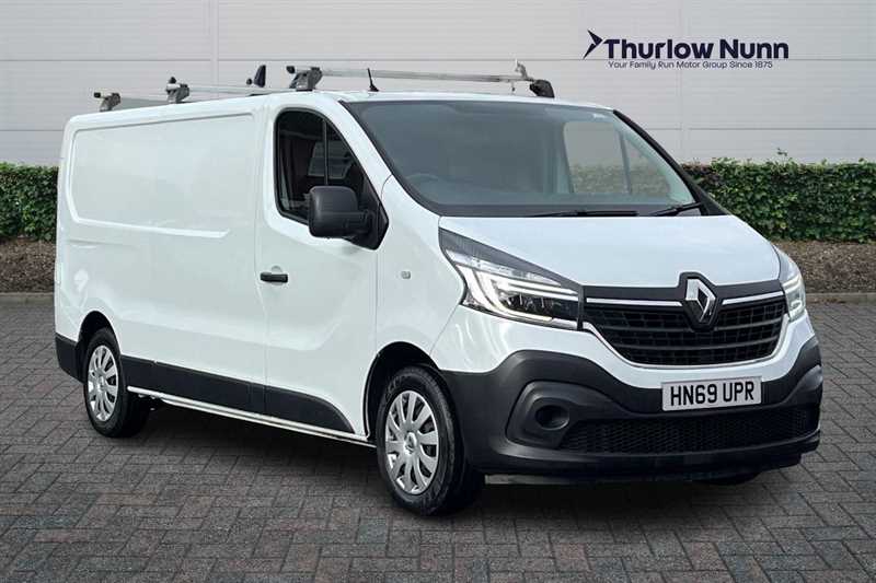 Main listing image - Renault Trafic