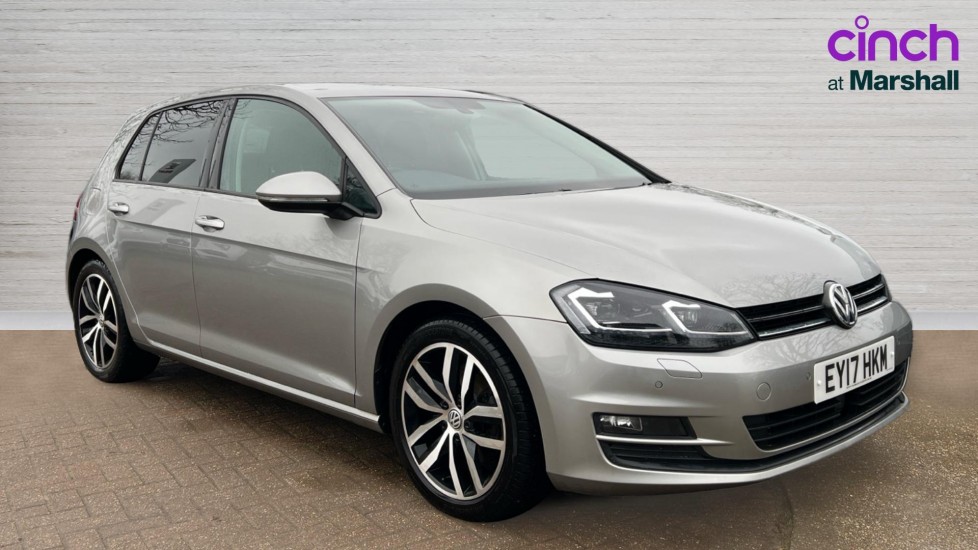 Main listing image - Volkswagen Golf