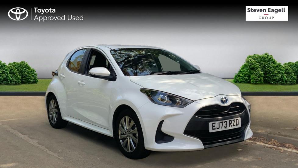 Main listing image - Toyota Yaris