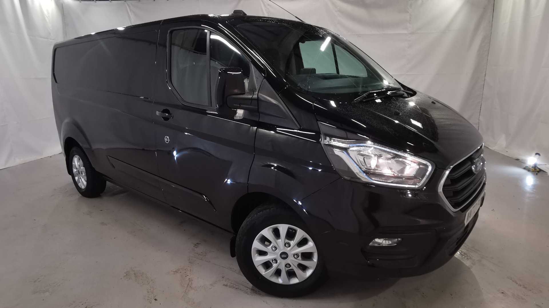 Main listing image - Ford Transit Custom