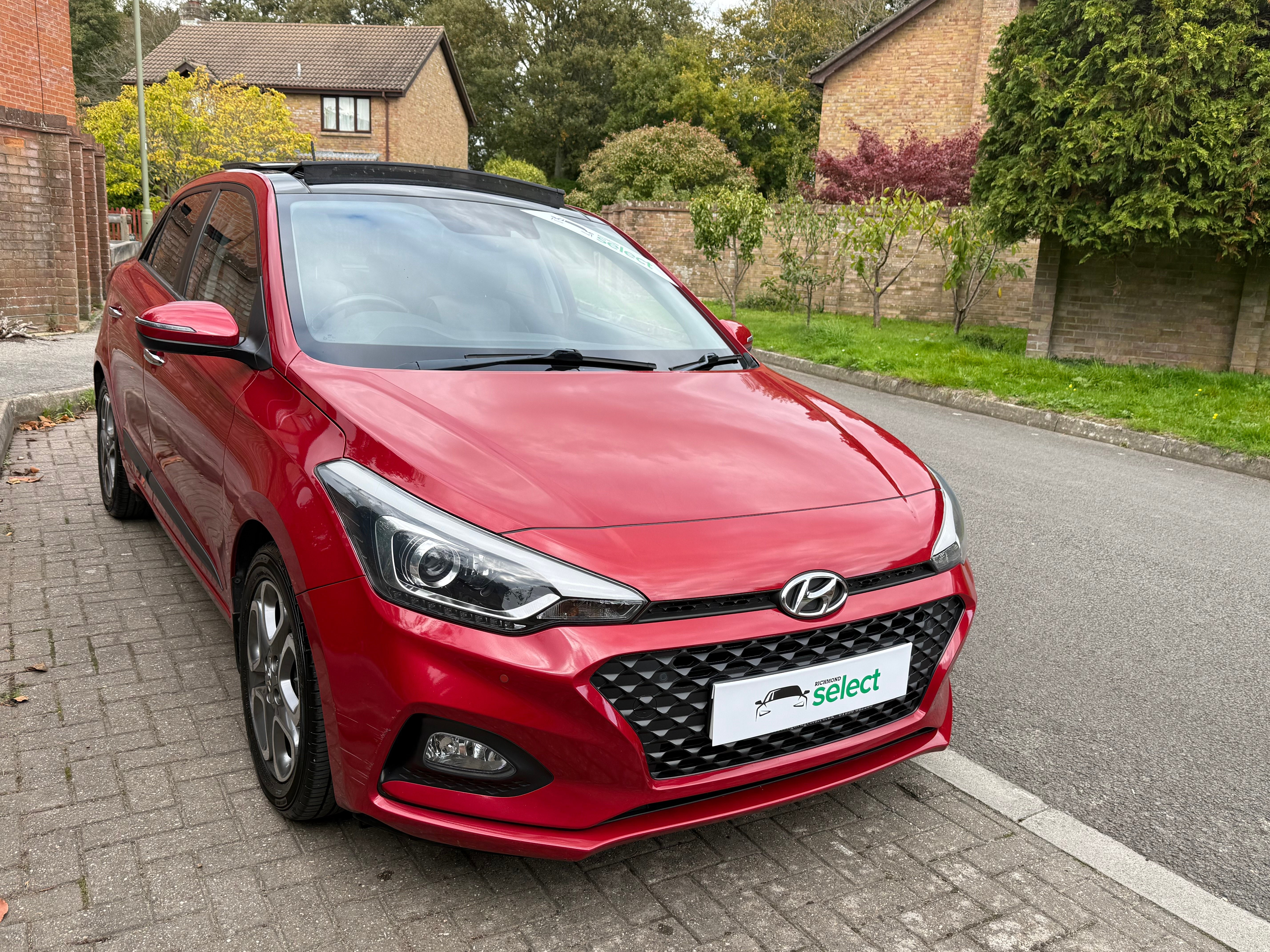 Main listing image - Hyundai i20