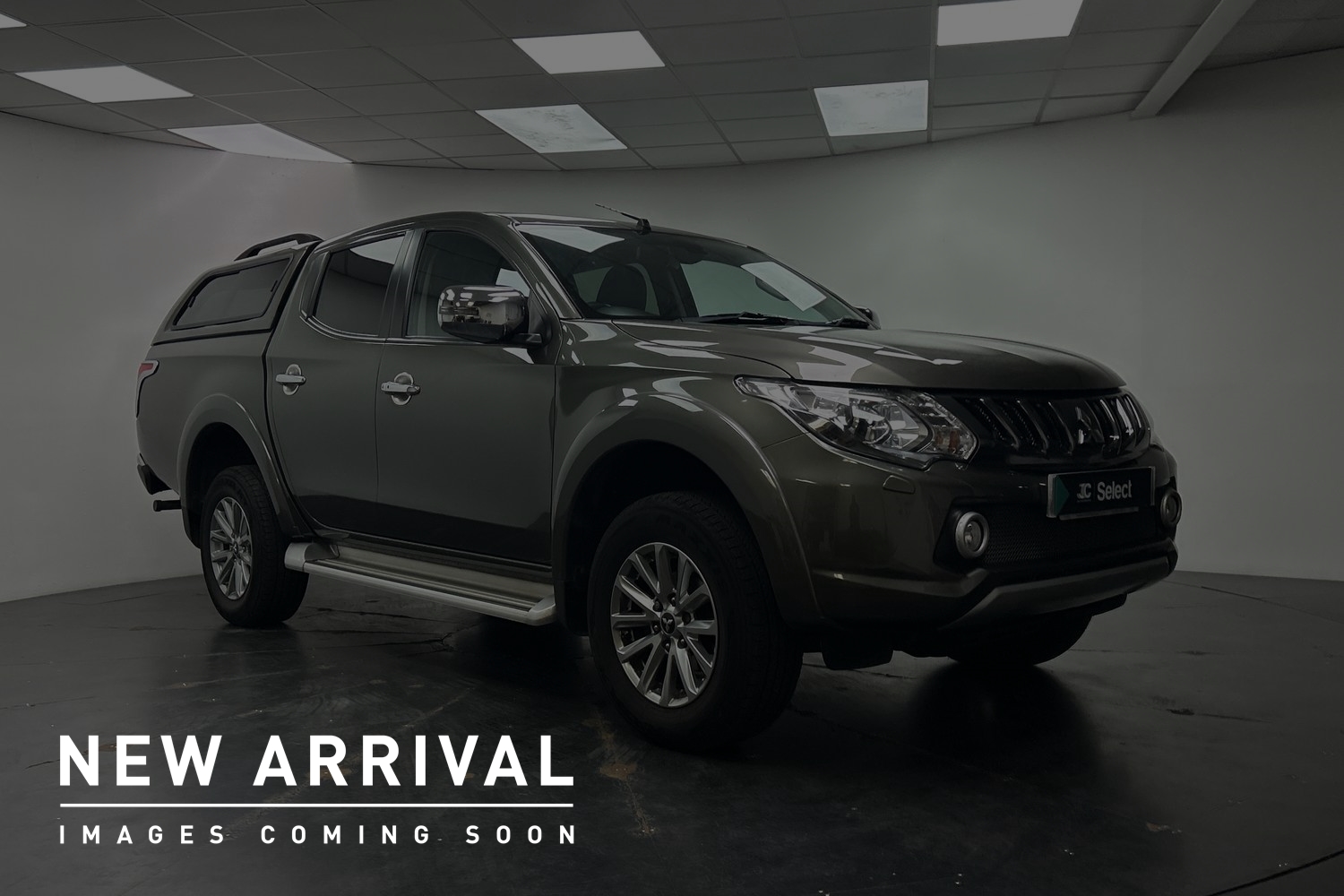 Main listing image - Mitsubishi L200