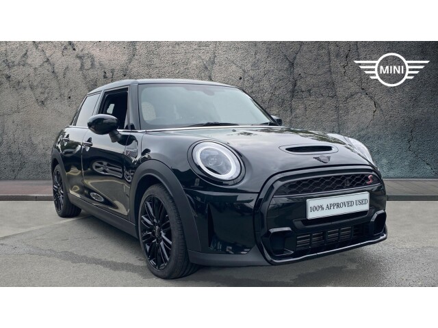 Main listing image - MINI Hatchback 5dr