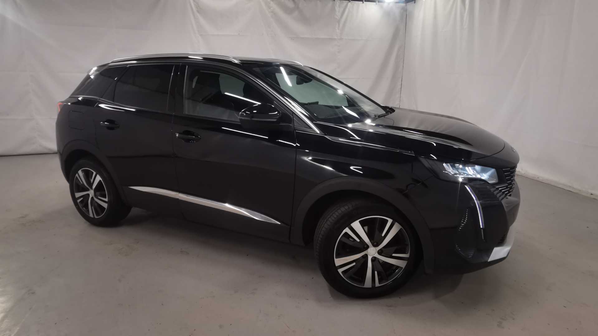 Main listing image - Peugeot 3008