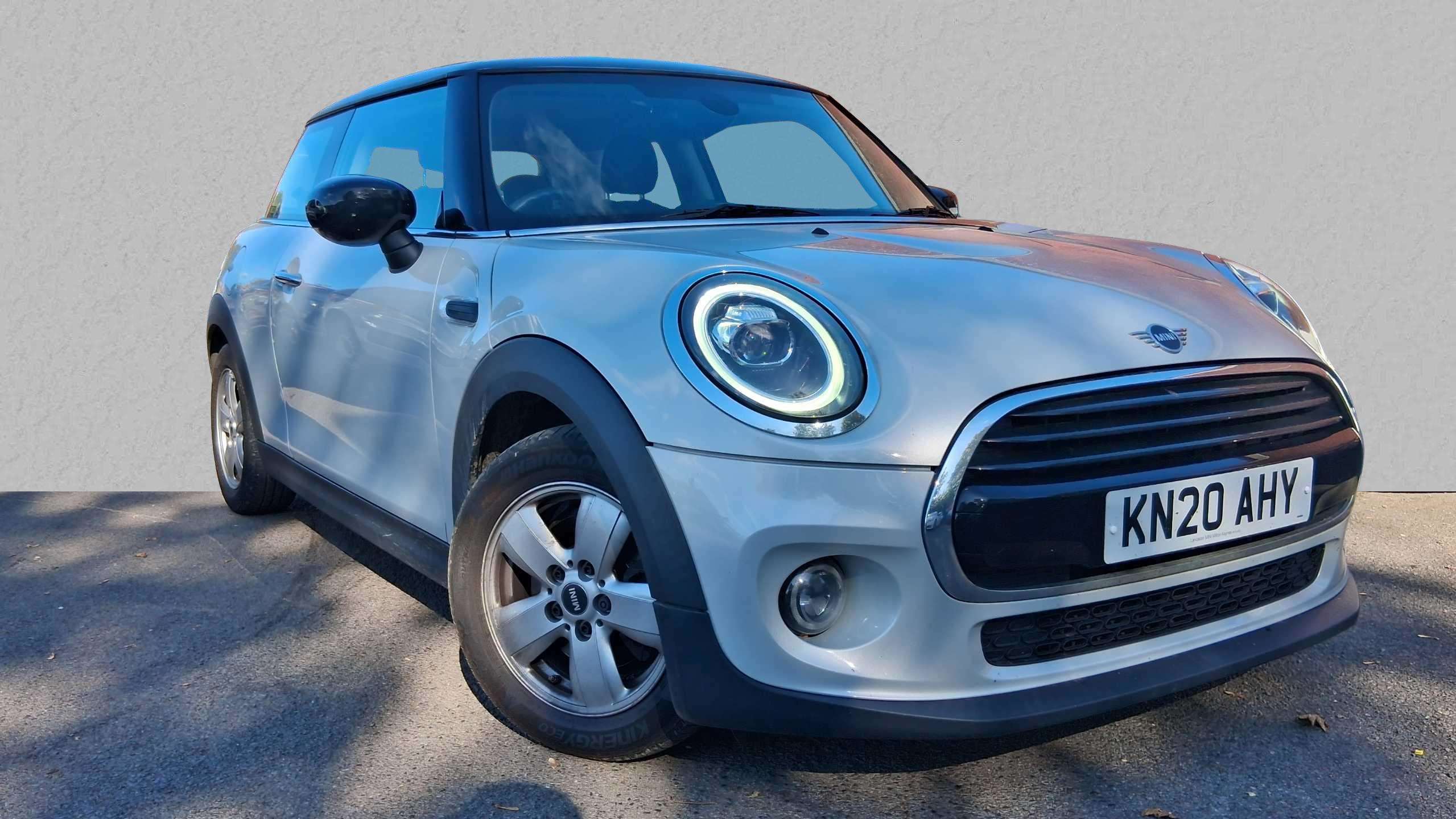 Main listing image - MINI Hatchback