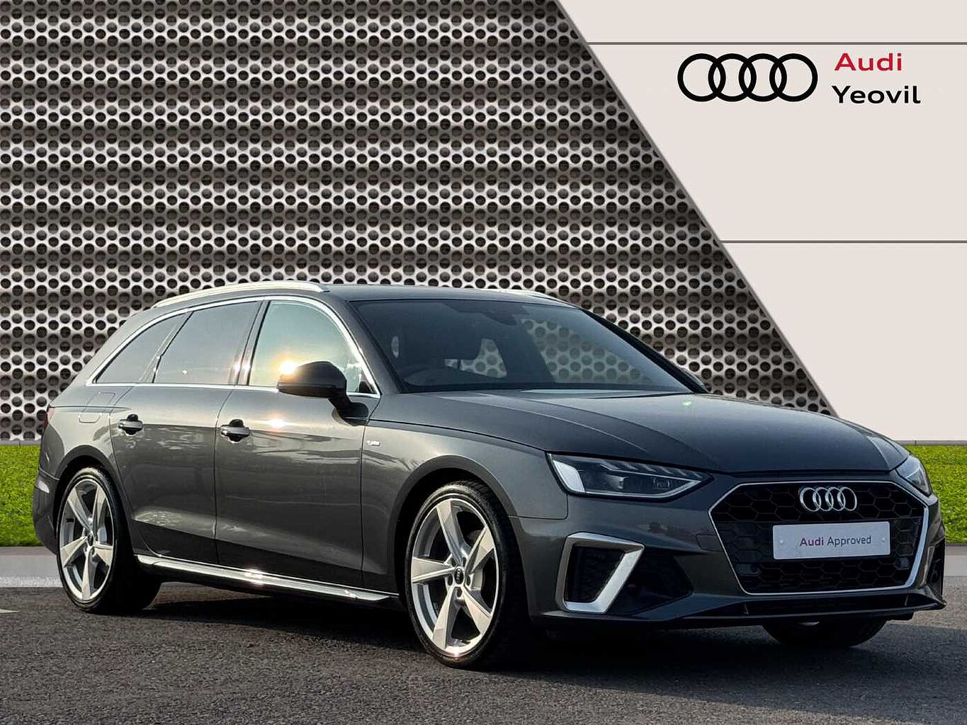 Main listing image - Audi A4 Avant