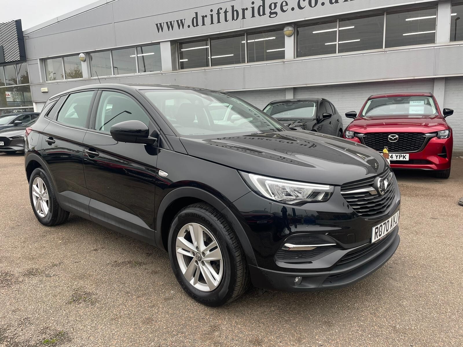 Main listing image - Vauxhall Grandland X