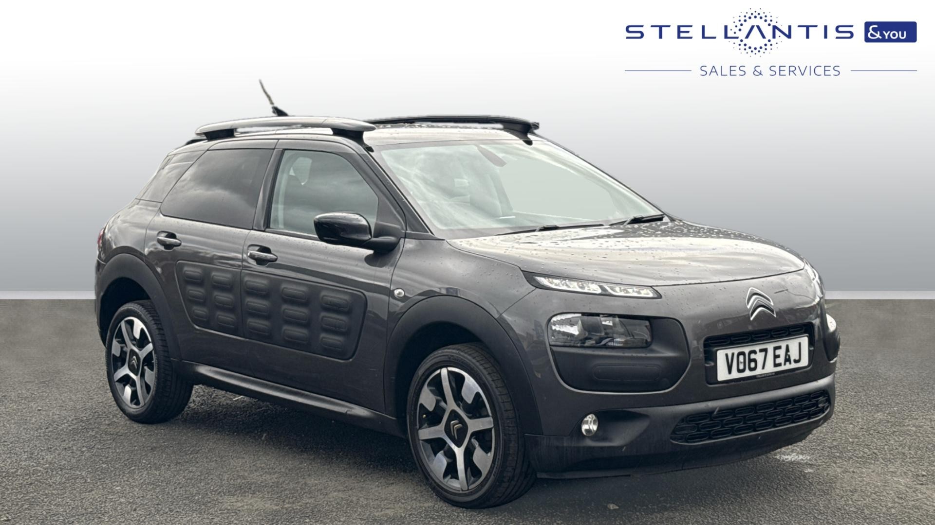 Main listing image - Citroen C4 Cactus