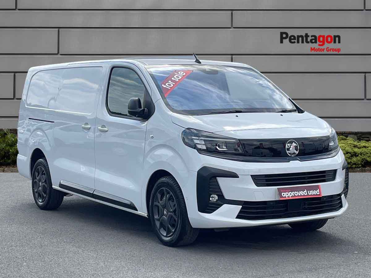 Main listing image - Vauxhall Vivaro