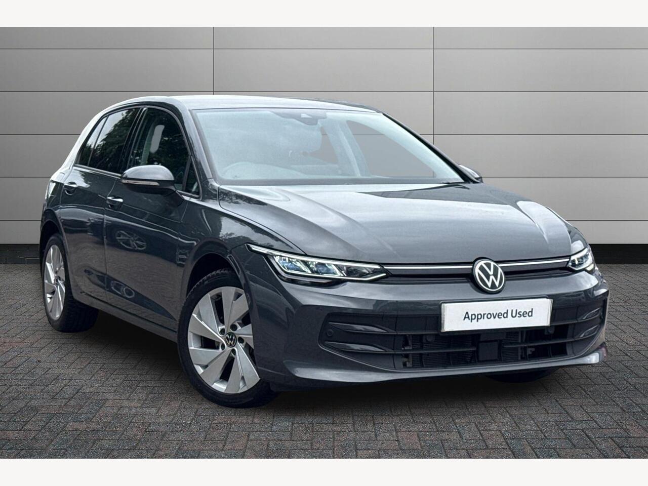 Main listing image - Volkswagen Golf