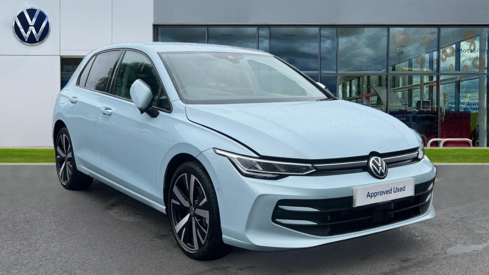 Main listing image - Volkswagen Golf