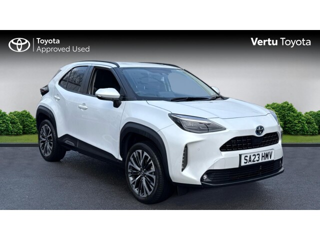Main listing image - Toyota Yaris Cross