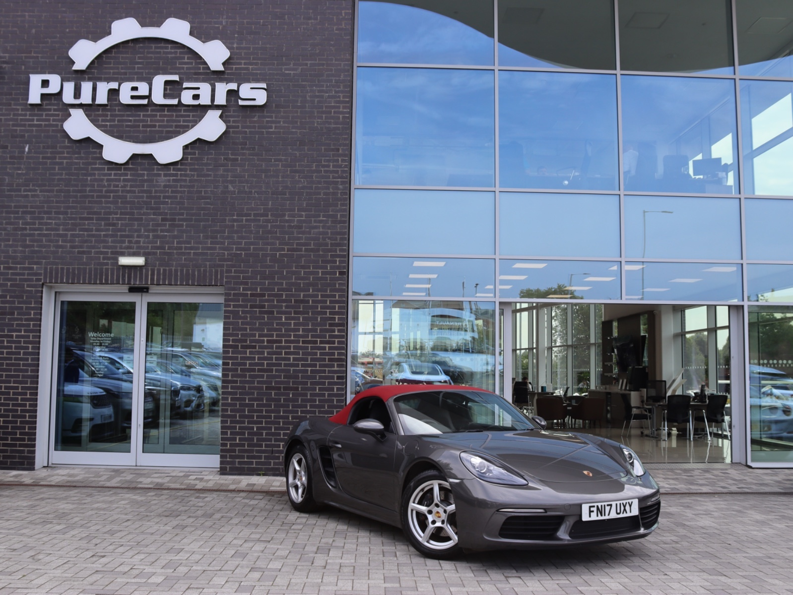 Main listing image - Porsche Boxster