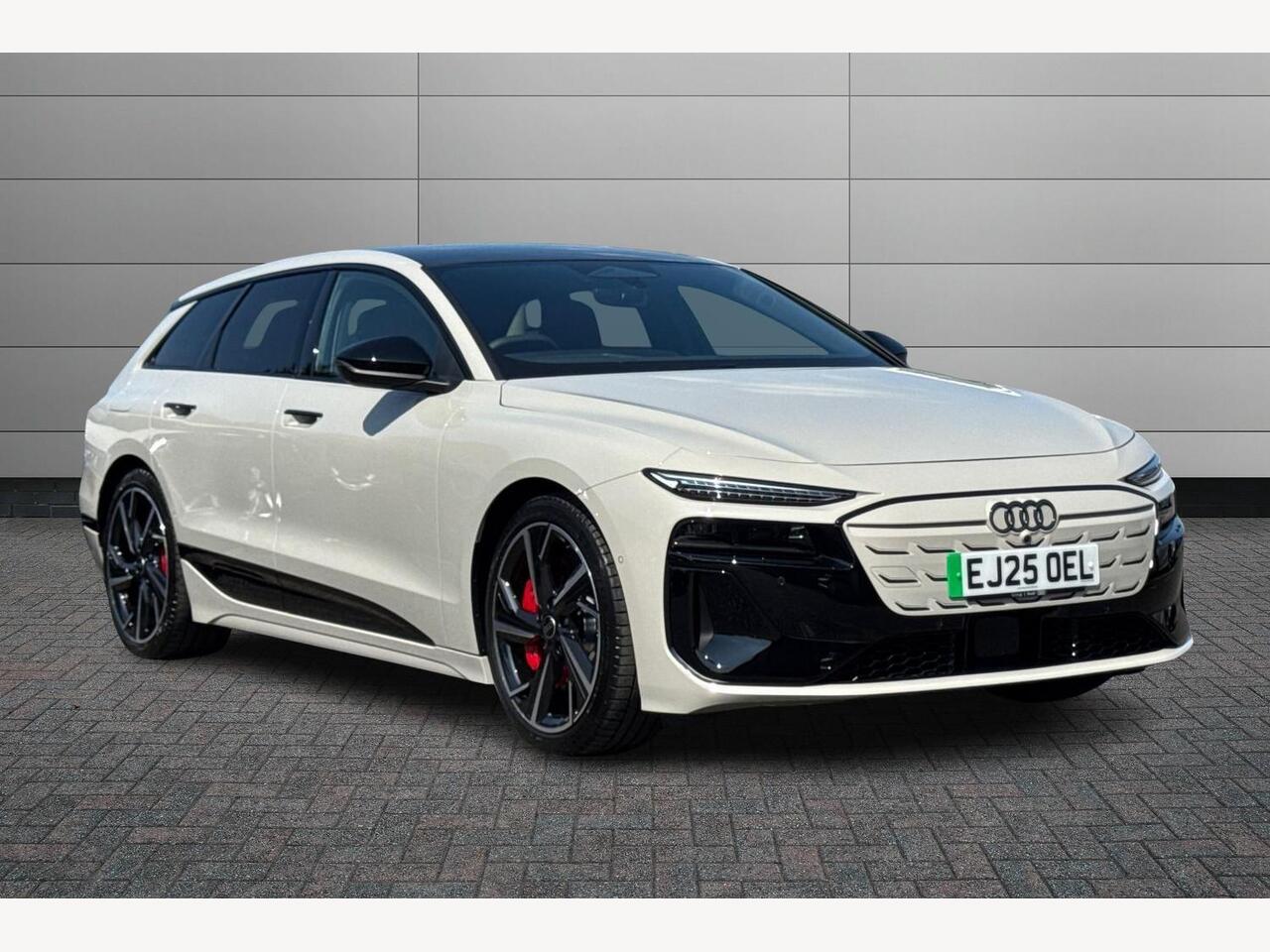 Main listing image - Audi S6