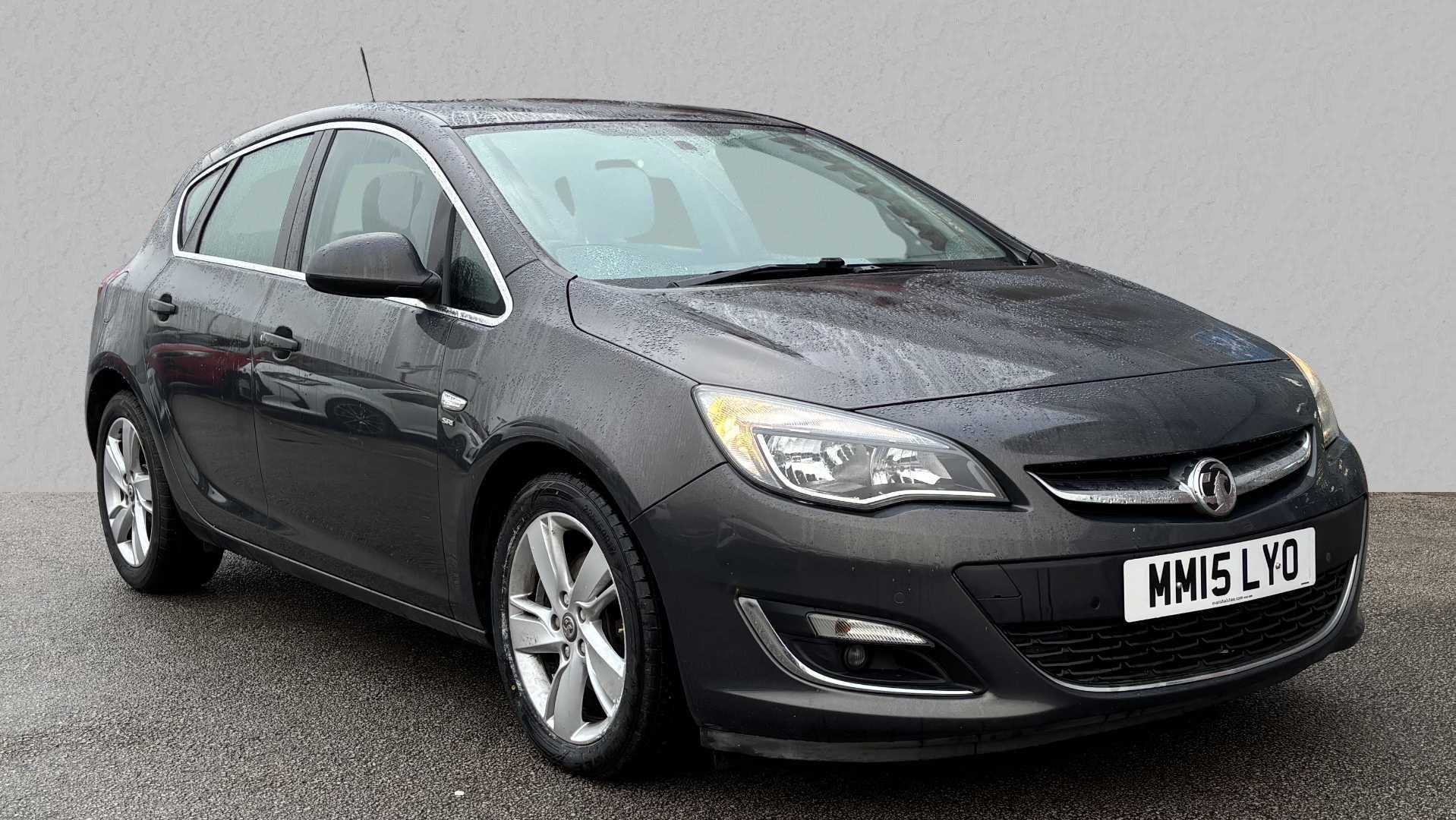 Main listing image - Vauxhall Astra