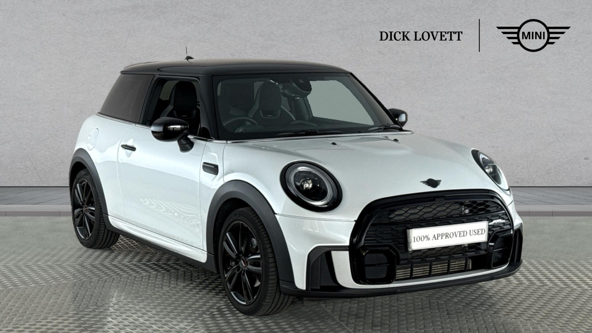 Main listing image - MINI Hatchback