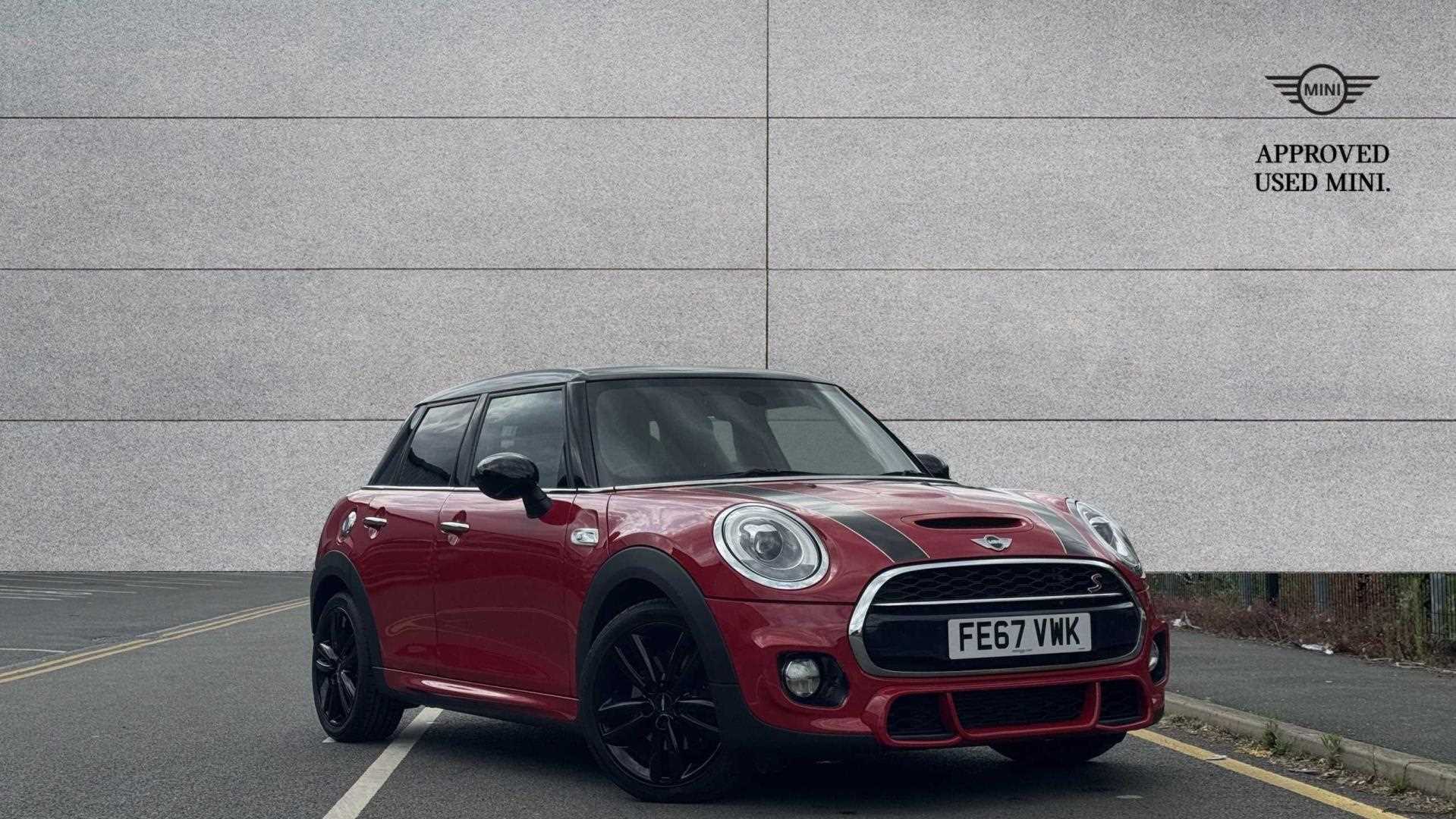 Main listing image - MINI Hatchback 5dr
