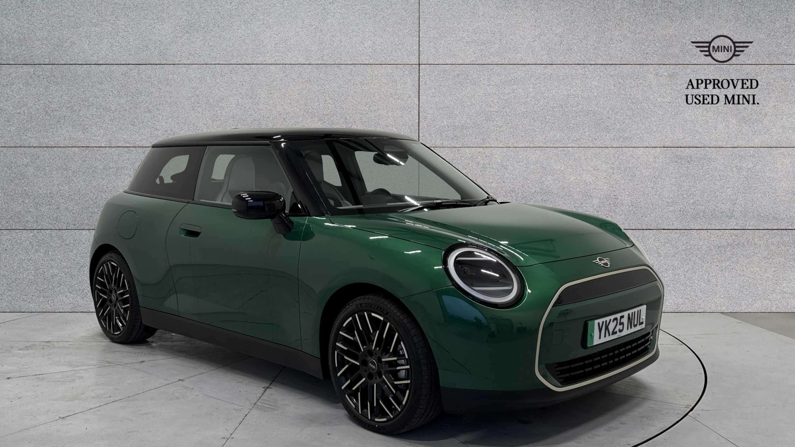 Main listing image - MINI Electric