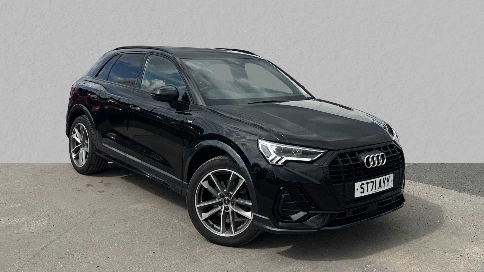 Main listing image - Audi Q3