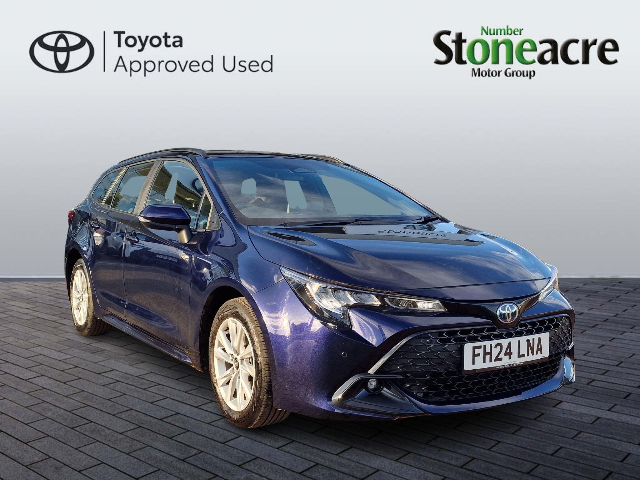 Main listing image - Toyota Corolla Touring Sport