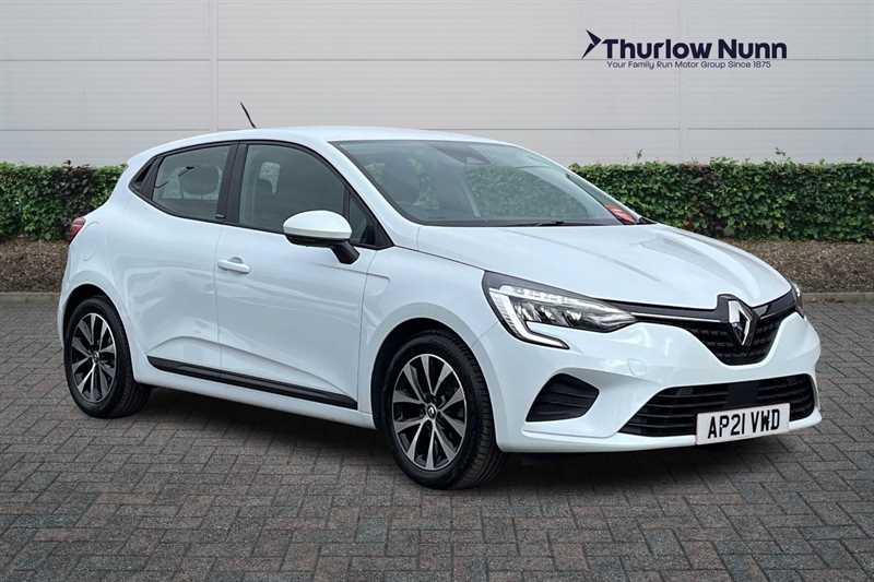 Main listing image - Renault Clio