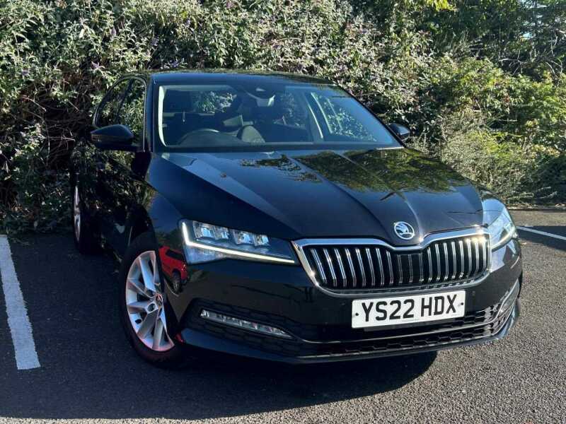 Main listing image - Skoda Superb