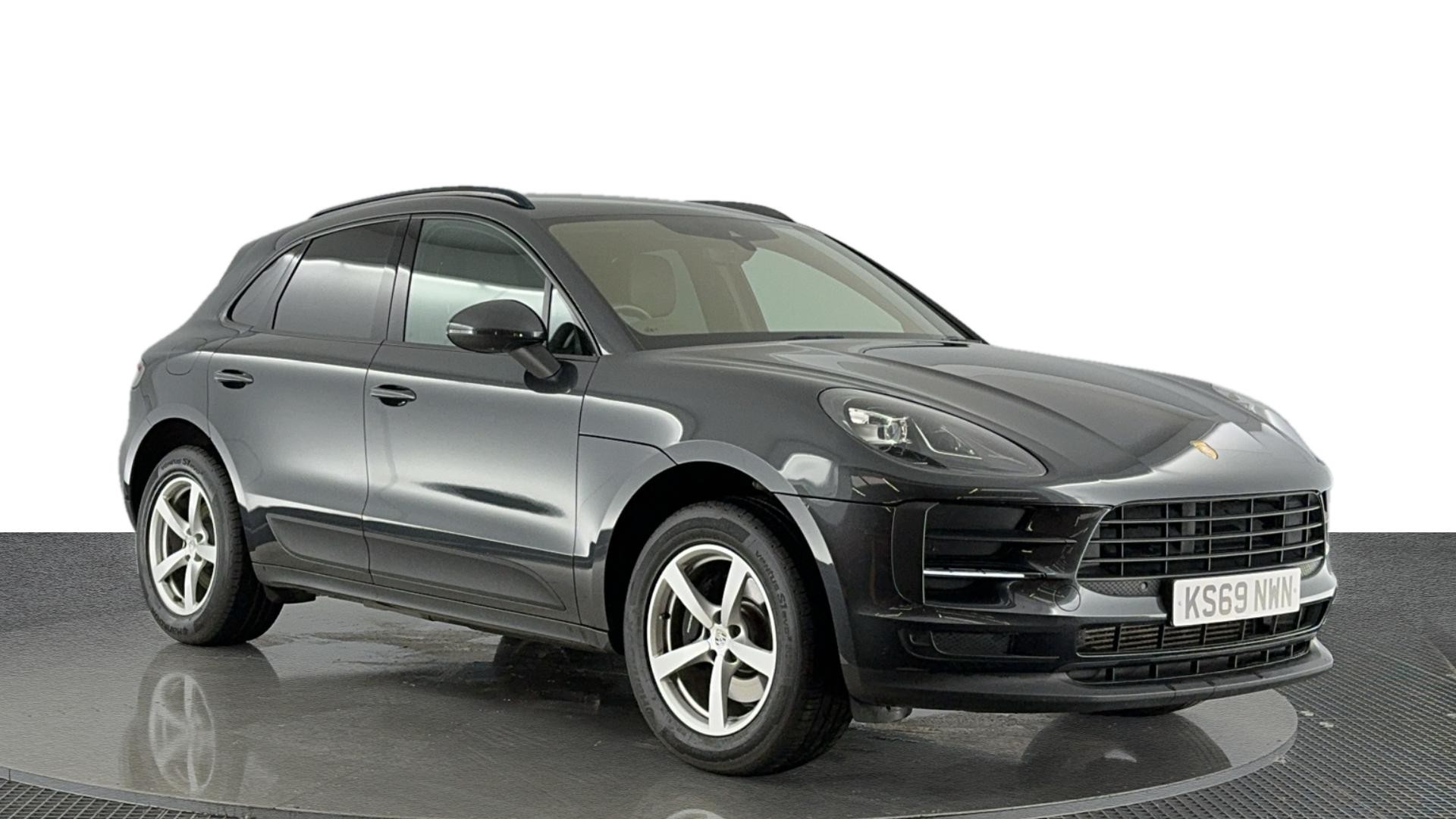 Main listing image - Porsche Macan